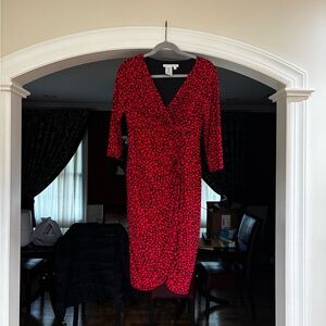 Maggy London Red and Black Dots Dress V-Neck 3/4 Sleeve